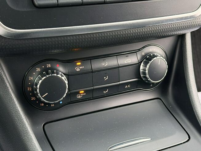 Mercedes A 180 1,6i 122KM Urban/Navi/Skóra/Kamera/Tempomat/Alu/Serwis