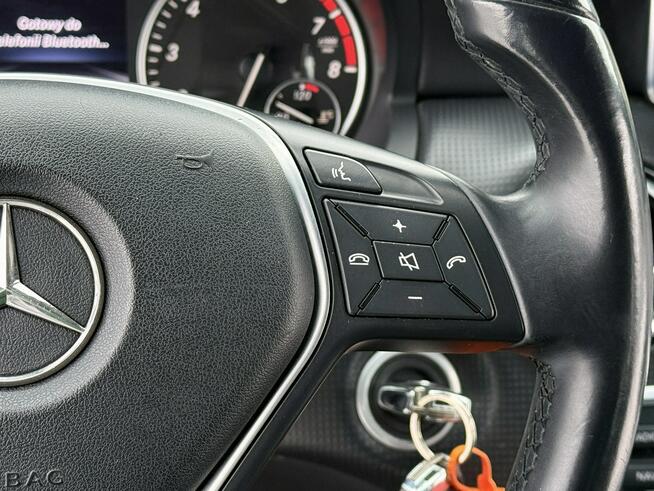 Mercedes A 180 1,6i 122KM Urban/Navi/Skóra/Kamera/Tempomat/Alu/Serwis