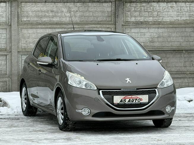 Peugeot 208 1,2i 82KM Style/Ledy/Zadbany/Climatronic/Serwis/Hak
