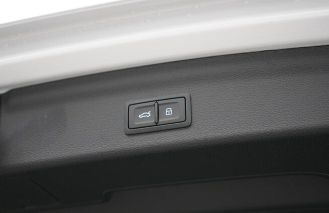 Audi Q3 35 TFSI 150KM Stronic Virtual Led Tempomat Alu19" Pakiet Czerń