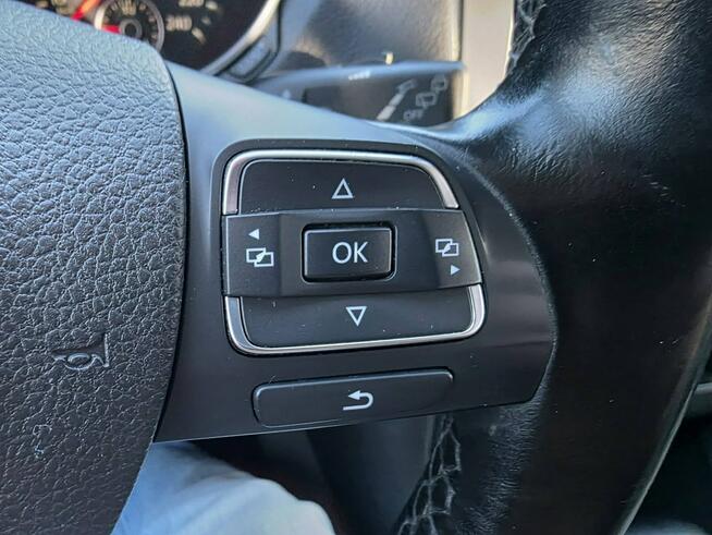 Volkswagen Golf 2.0 TDI 140 KM, Automat DSG, Klimatyzacja, Grzane Fotele, Nawigacja