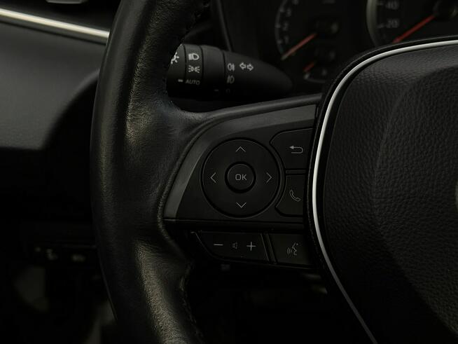 Toyota Corolla Salon Polska Poleasingowy I właściciel Serwis ASO VAT 23% Bezwypadkowy