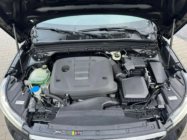 Volvo XC 40 2.0 / 150KM FULL LED Automat Asystent Pasa Ruchu Nawigacja Kamera HAK