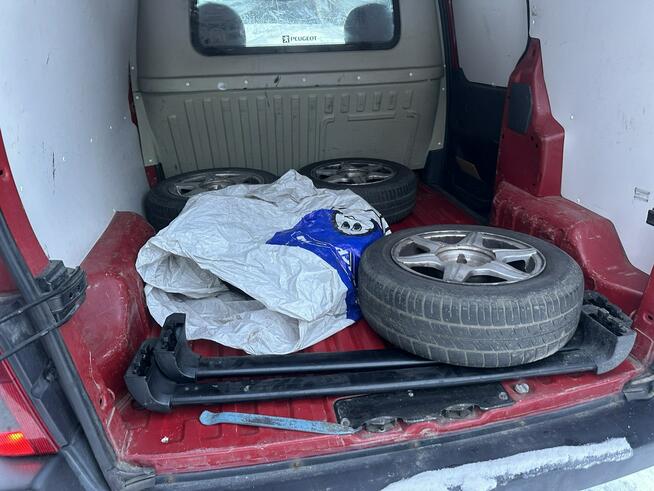 Peugeot Partner Klimatyzacja/2 kpl. kół, w tym alufelgi/Hak/Podgrzew. fotele/ Vat 23%