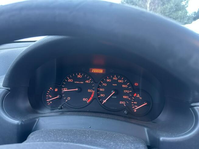 Peugeot Partner Klimatyzacja/2 kpl. kół, w tym alufelgi/Hak/Podgrzew. fotele/ Vat 23%