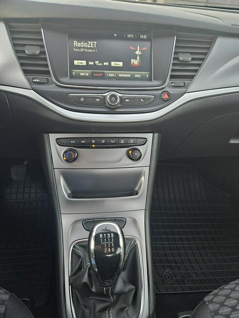 Opel Astra Polski salon