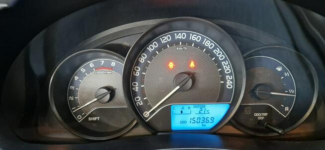 Toyota Corolla Zobacz opis !!1REJ.2016 r !! W podanej cenie roczna gwarancja !!