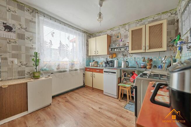 Bezczynszowy segment z garażem i 2 ogrodami – Twój azyl przy jeziorach Lisnówko