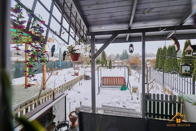 Bezczynszowy segment z garażem i 2 ogrodami – Twój azyl przy jeziorach Lisnówko