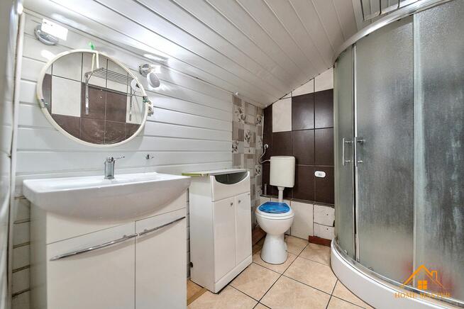 Bezczynszowy segment z garażem i 2 ogrodami – Twój azyl przy jeziorach Lisnówko