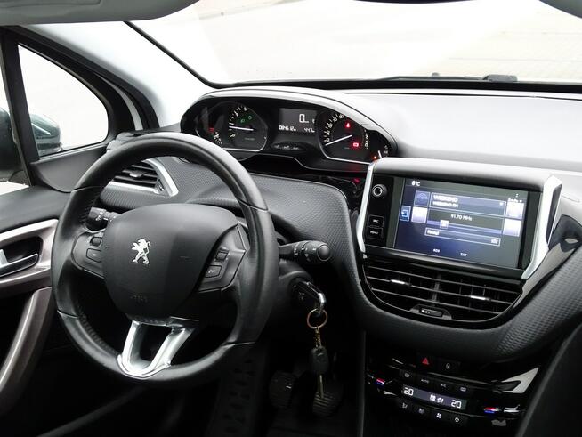 Peugeot 2008, bezwypadkowy, 2016r, 1.2 benzyna