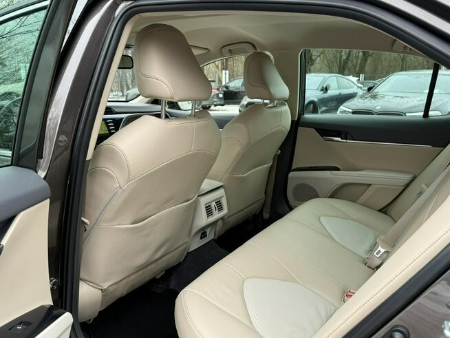 Toyota Camry 2.5 Hybrid e-CTV Executive! Salon Polska! I właściciel ! Serwis ASO !