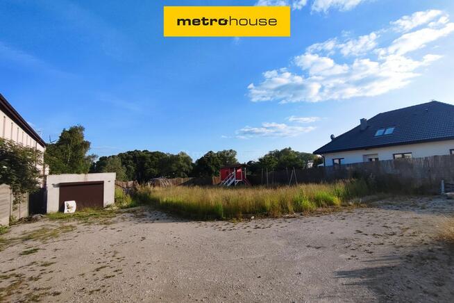 Parcela w pięknej lokalizacji - 731 m2