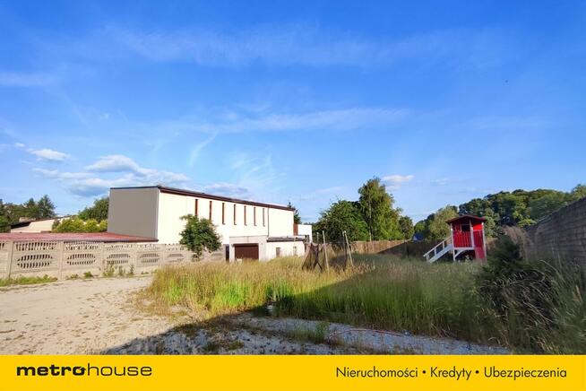 Parcela w pięknej lokalizacji - 731 m2