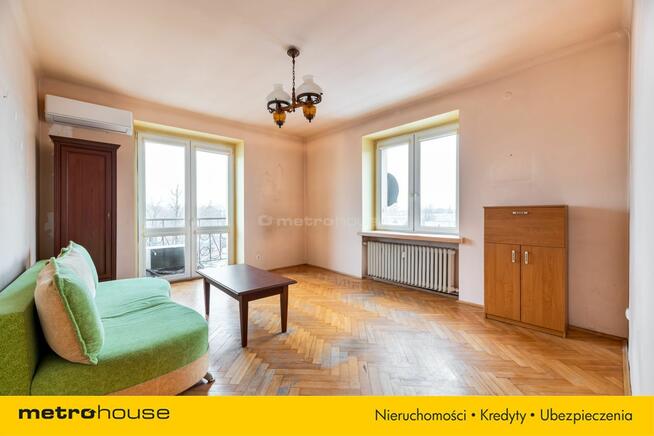 Dwa pokoje i przestronna kuchnia na Teofilowie!