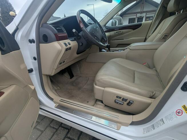 460 V8 4x4 (AWD)/zarejestrowany w Polsce