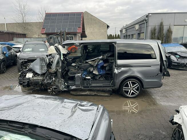 Mercedes V 300 4Matic Automat Kamery360 Wentylacja 239KM