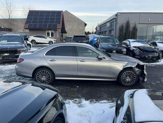 Mercedes E 220 AMG Line Diesel mHEV 4Matic Kamera Podgrzewanie Skóra Pamięć