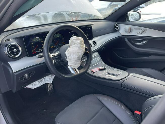 Mercedes E 220 AMG Line Diesel mHEV 4Matic Kamera Podgrzewanie Skóra Pamięć