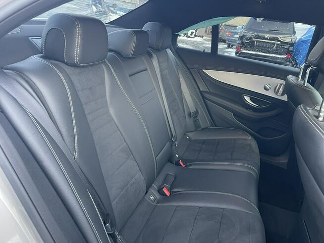 Mercedes E 220 AMG Line Diesel mHEV 4Matic Kamera Podgrzewanie Skóra Pamięć