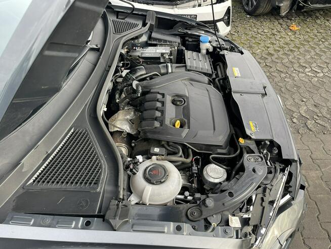 Volkswagen T-Roc Klimatronik Podgrzewanie Czujniki parkowania 150KM