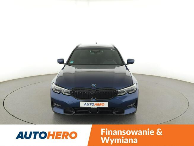BMW 320 2.0d Automat SportLine Navi Tempomat GrzaneFotele HeadUP Harman/Kardon