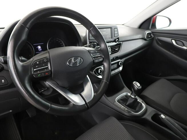 Hyundai i30 1.4 MPI klima tempomat AsystenPasaRuchu PDC