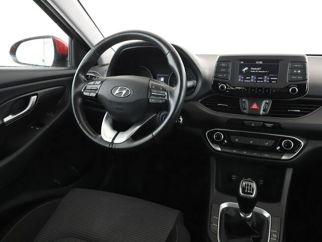 Hyundai i30 1.4 MPI klima tempomat AsystenPasaRuchu PDC
