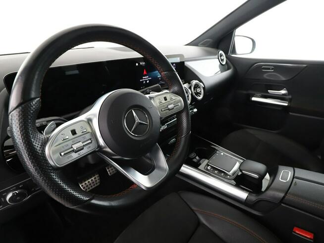 Mercedes B 180 automat panorama skóra/alcantara full LED navi kamery grzane fotele