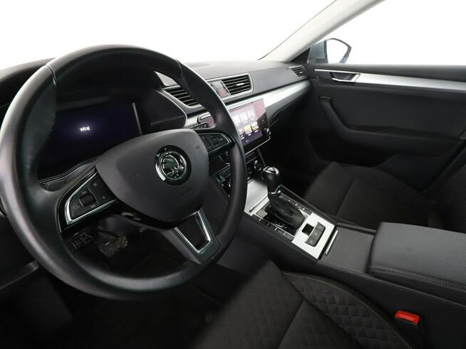 Škoda Superb PHEV automat virtual cocpit klima auto grzane fotele navikamera i czuj