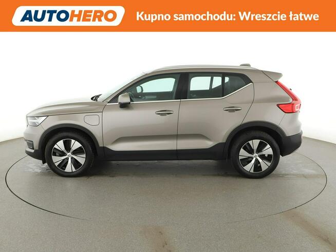 Volvo XC 40 FV23% PHEV navi kamera tempomat LED