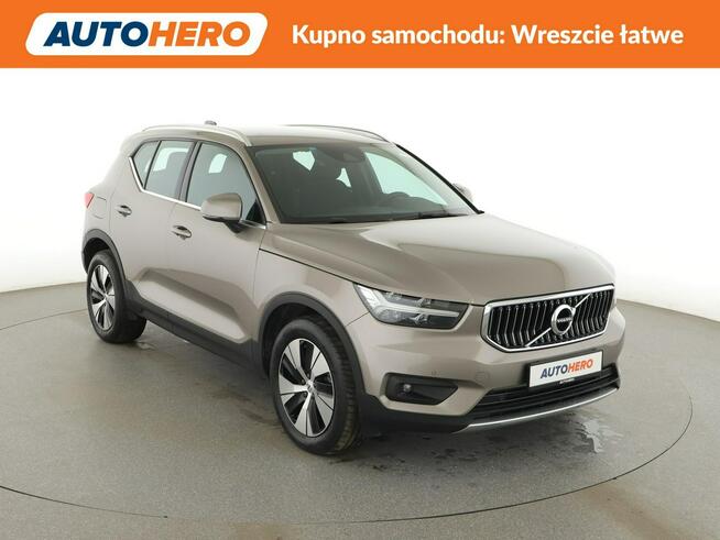 Volvo XC 40 FV23% PHEV navi kamera tempomat LED