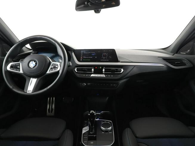 FV23% M135i 306KM Navi Czujniki przód i tył Klimatyzacja Bluetooth