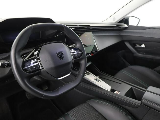 Peugeot 308 PHEV Allure Pack automat navi kamera180 ACC LED