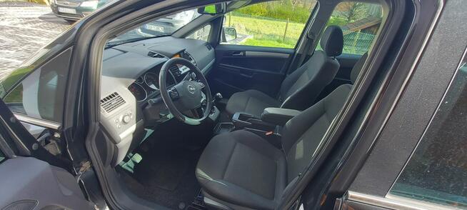 Opel zafira 2012 1.8benzyna 7 os.