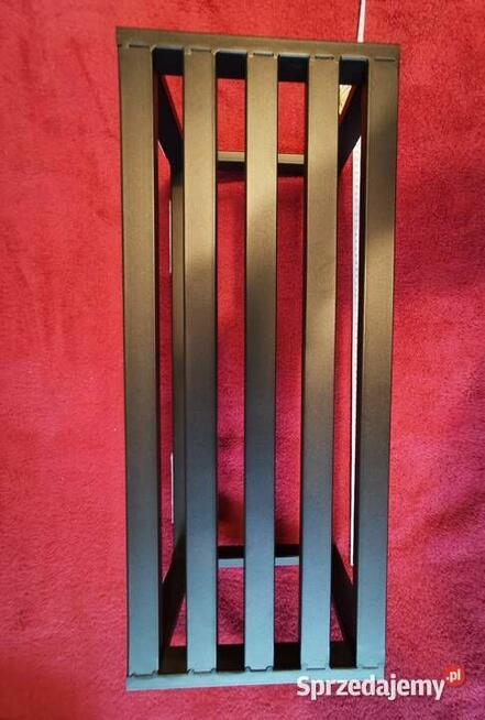 Wieszak stylowy ścienny czarny Szer. 60cm i wys. na 24cm.