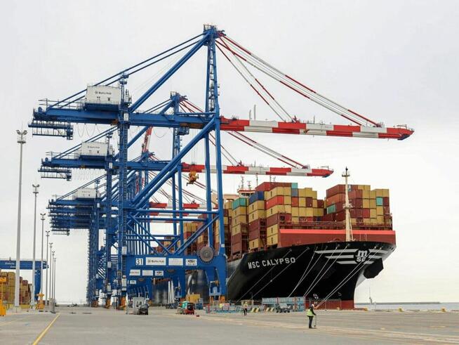 Kierowca ciągnika siodłowego kat. C - nawet do 9 000 zł NETT