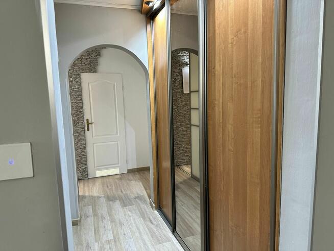 Sprzedam 2pokojowe mieszkanie z balkonem