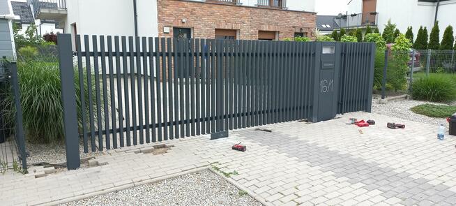 Uslugi ślusarsko=spawalnicze