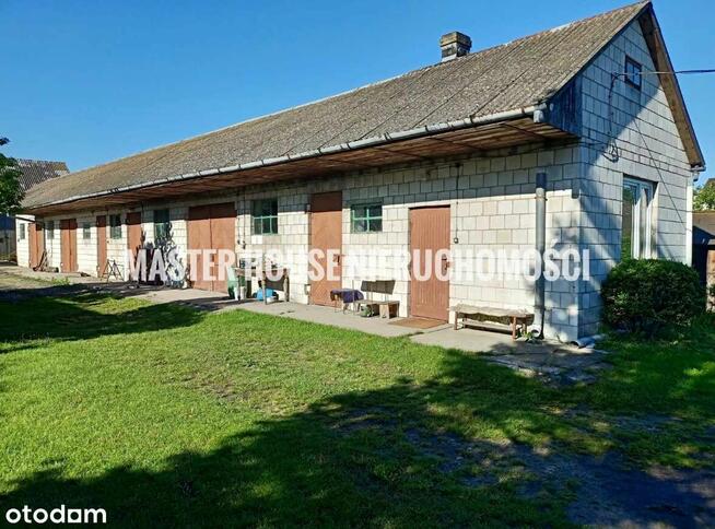 Dom z zabudowaniami 14 km od Ostrowca Św.