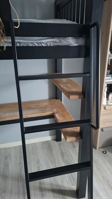 Sprzedam Łóżko z antresolą i biurkiem