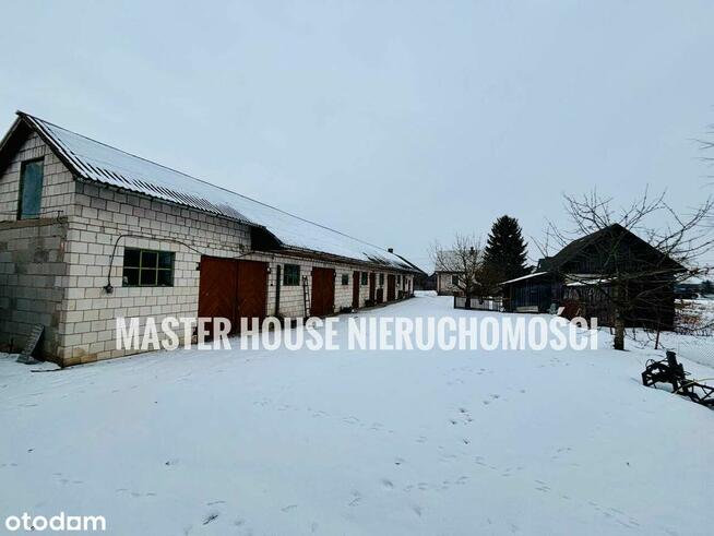 Dom z zabudowaniami 14 km od Ostrowca Św.