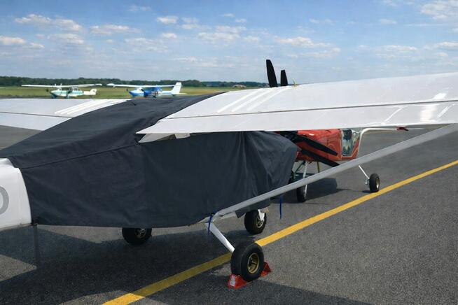 Pokrowce Professional na wymiar do samolotu.ELO Pokrowce FLY