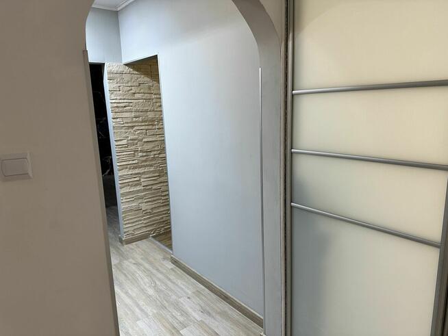 Sprzedam 2pokojowe mieszkanie z balkonem