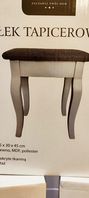 śliczny taboret / stołek tapicerowany