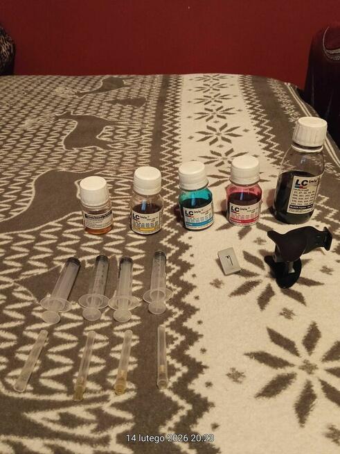 Sprzedam drukarkę laserową HP 2620, mało używana + TUSZE