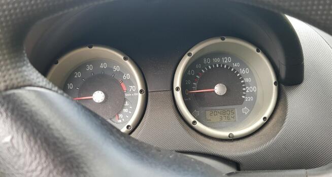 Sprzedam Volkswagen Polo 2000 MPI