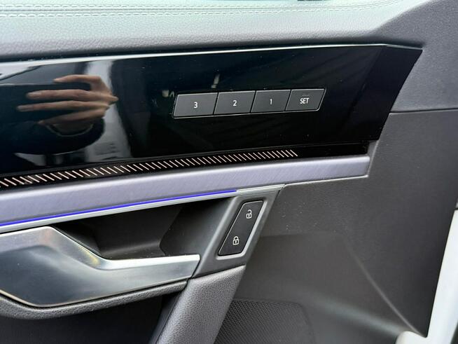 Volkswagen Touareg R-Line*4Motion*Led*Pneumatyka*Kamera360*NiskiPrzebieg*Virtual*Hak*Navi