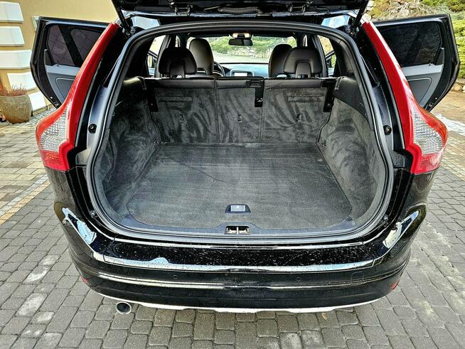 Volvo XC 60 2.0 D 5 cylindrów Skóry Navi Serwis
