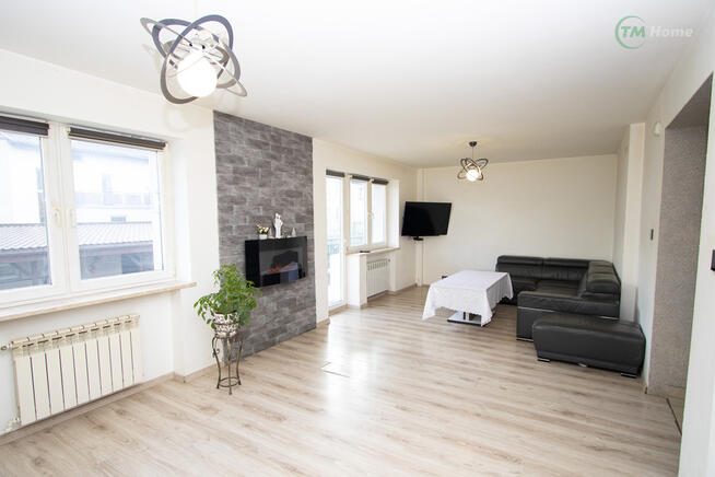 Dom z garażem i przestrzenią usługową | Wygoda